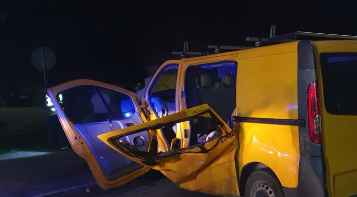 FOTO: Nouă oameni au fost răniți într-un accident, la Câlnic