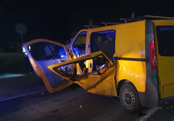 FOTO: Nouă oameni au fost răniți într-un accident, la Câlnic