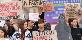 Studenții nu renunță la proteste. Ministrul Educației îi trimite la muncă