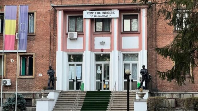 Peste 2.000 de mineri, fără salarii: ,,N-au avut ce pune pe masă”!