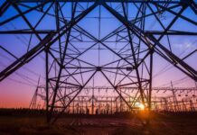 Producția de energie a scăzut masiv. Importurile au crescut