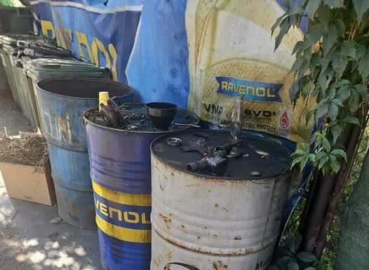 Unități de service auto amendate de comisarii de mediu din Gorj