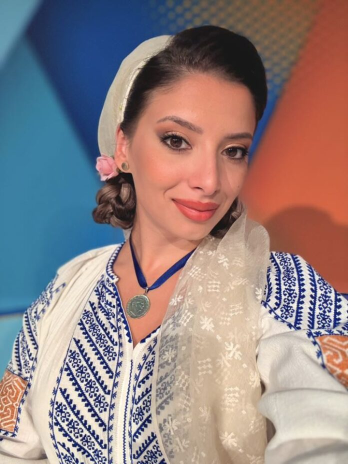 Gorjeanca Larisa Cârlugea va reprezenta județul la Festivalul Național „Mamaia”