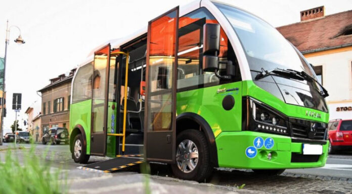 Controale după achiziția de microbuze școlare la suprapreț