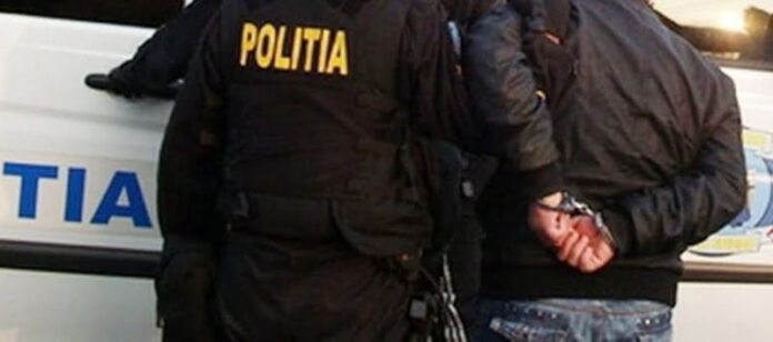 Tânăr din Târgu-Cărbunești, băut la volan și fără permis, reținut după tamponare