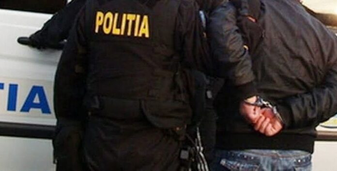 Tânăr din Târgu-Cărbunești, băut la volan și fără permis, reținut după tamponare