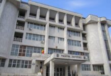 Verdict iminent în cazul bărbatului din Bâlteni acuzat că a atins indecent două fetițe