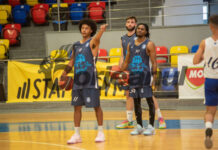 Marți, primul meci oficial pentru echipa de baschet