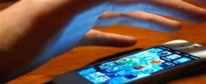 Tânărul din Timiș, acuzat de înșelăciune, pus sub control judiciar