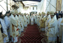 Mii de oameni la canonizarea Sfântului Gherasim de la Tismana!