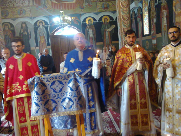 Biserica parohială «Sf. Ier. Antim Ivireanul», din Târgu-Cărbuneşti, şi-a sărbătorit Hramul! – Sfântul Ierarh Antim Ivireanul, cel dintâi Mitropolit al Ţării Româneşti!