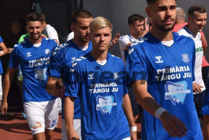 Cui i-a dedicat Denis Bucur hat-trick-ul primului succes din Liga 3