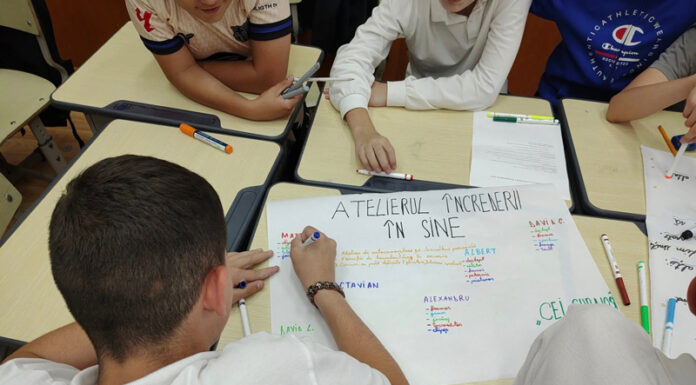 Elevi premiați la concursul județean „Mă simt bine în școala mea”