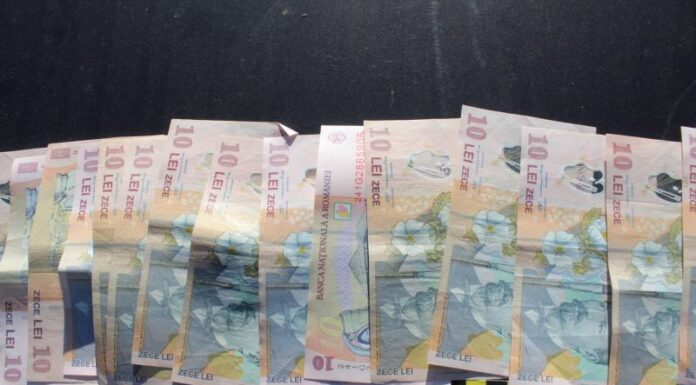 VIDEO: Femeie înșelată de fostul coleg de muncă! Prejudiciul este de 235.000 de lei