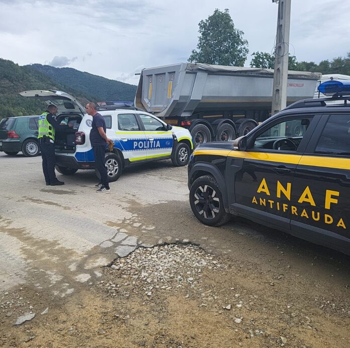 FOTO: Poliția, în acțiune cu inspectorii ANAF