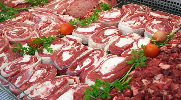 Nereguli depistate de inspectorii DSVSA la un restaurant și o măcelărie din județ