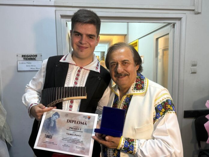 Tânăr gorjean premiat la Festivalul Național „Maria Tănase”