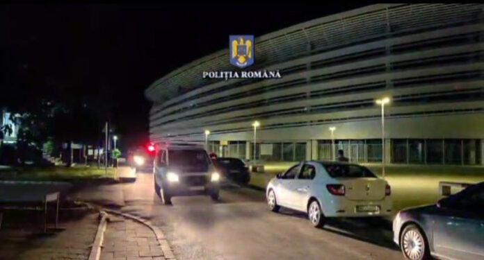 VIDEO: Percheziţii în Gorj, Mehedinți și Prahova, într-un dosar de înşelăciune şi fals cu un prejudiciu de peste un milion de lei
