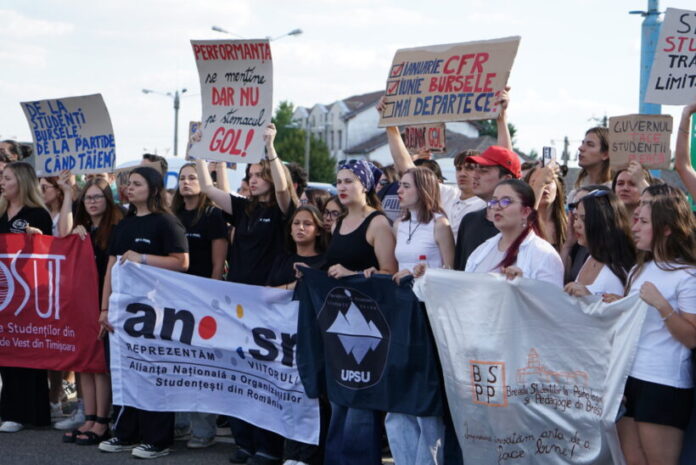 Proteste la începutul anului universitar