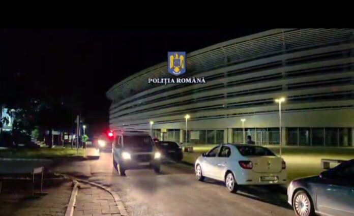 VIDEO: Percheziţii într-un dosar de înşelăciune şi fals cu un prejudiciu de peste un milion de lei