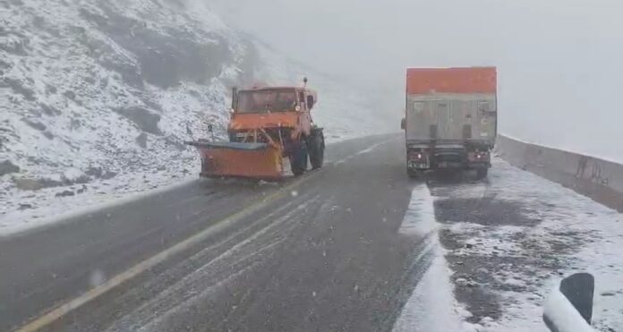 VIDEO: Ninge pe Transalpina! Anunțul făcut de IPJ Gorj