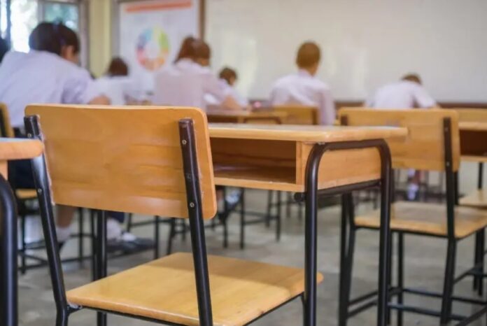 25 de școli din Gorj funcționează fără autorizație sanitară