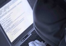 Minor amenințat pe o rețea de socializare