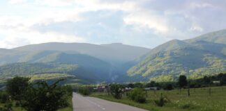 Peripluri gorjene – La fine de Gustar – „Drumul de sub munte”