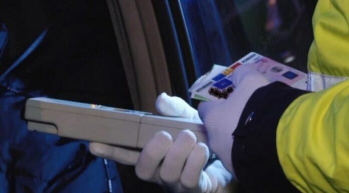 Șofer din Scoarța, prins cu o alcoolemie uriașă! Ce au mai descoperit polițiștii