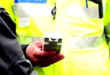 Șofer prins beat la volan, după ce o rudă l-a reclamat la 112