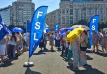 Profesorii nu renunță la proteste