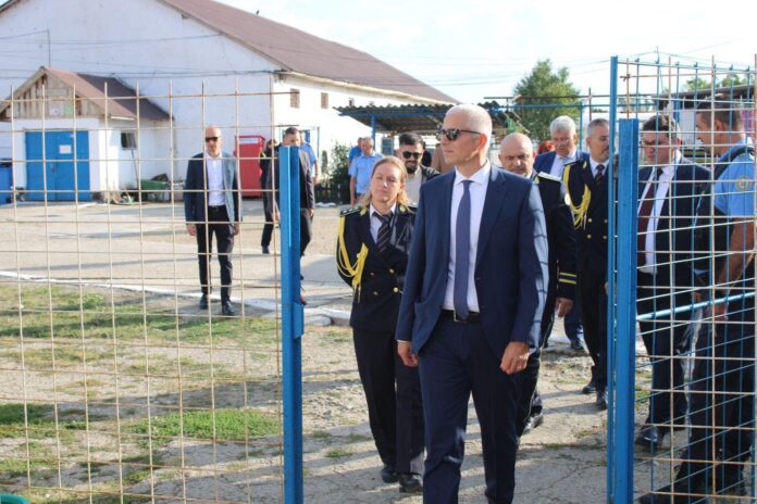 Ministrul Marinescu susține modernizarea sistemului penitenciar și deschide colaborarea cu mediul universitar