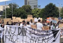 Anul universitar începe cu proteste