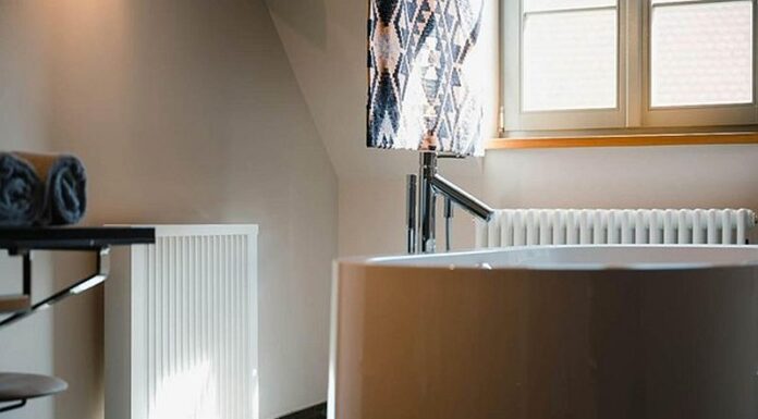 TOP 5 sfaturi practice pentru a monta caloriferul perfect și a transforma baia într-un spațiu cald și primitor