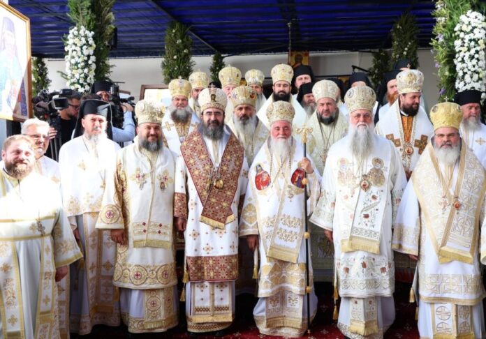 Sărbătoarea Proclamării locale a canonizării «Sfântului Cuvios Mucenic Gherasim de la Tismana» (II) – ,,Sfântul este bogat, pentru că are harul Lui Dumnezeu! Pacea Lui Dumnezeu este atât de mare în sufletul sfântului, iar ceilalţi au văzut că faţa lui este de înger”!