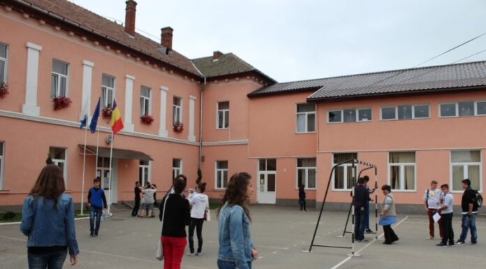 Mesaje cu amenințări în școli. „Respectați cu strictețe regulile de acces”