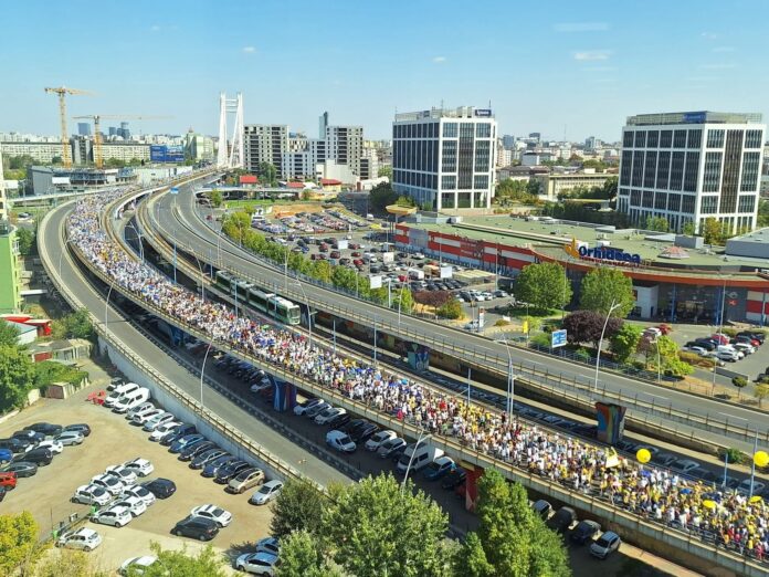 Sindicaliștii anunță că protestele cadrelor didactice vor continua