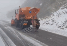 Lapoviță și ninsoare pe Transalpina