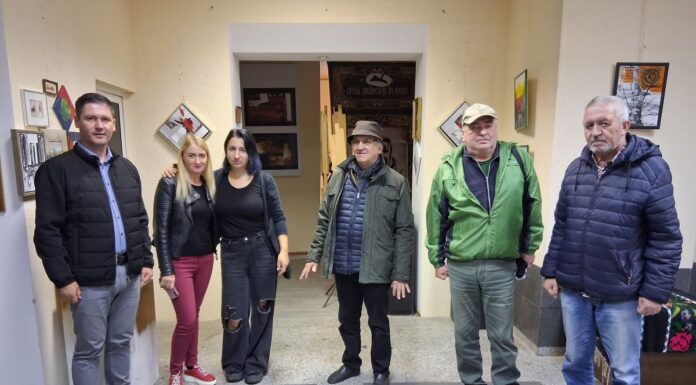 Vernisajul expoziției „Miniaturi Cromatice” la Sala „Florin Isuf” a CJCPCT Gorj