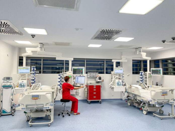 Ministrul Sănătăţii: „Renunțați la verighetă sau plecați din ATI!”