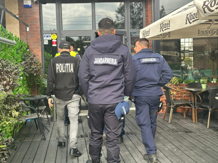 Polițiștii și jandarmii au descins în barurile de lângă școli! Zeci de elevi, prinși chiulind