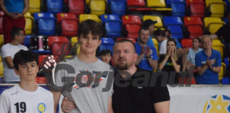 Handbalist gorjean, chemat sub tricolor