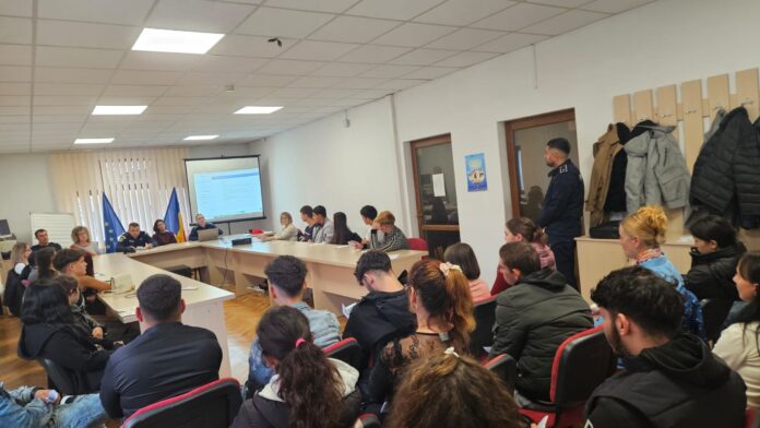 Campanie de informare și conștientizare a tinerilor din sistemul de protecție al DGASPC Gorj