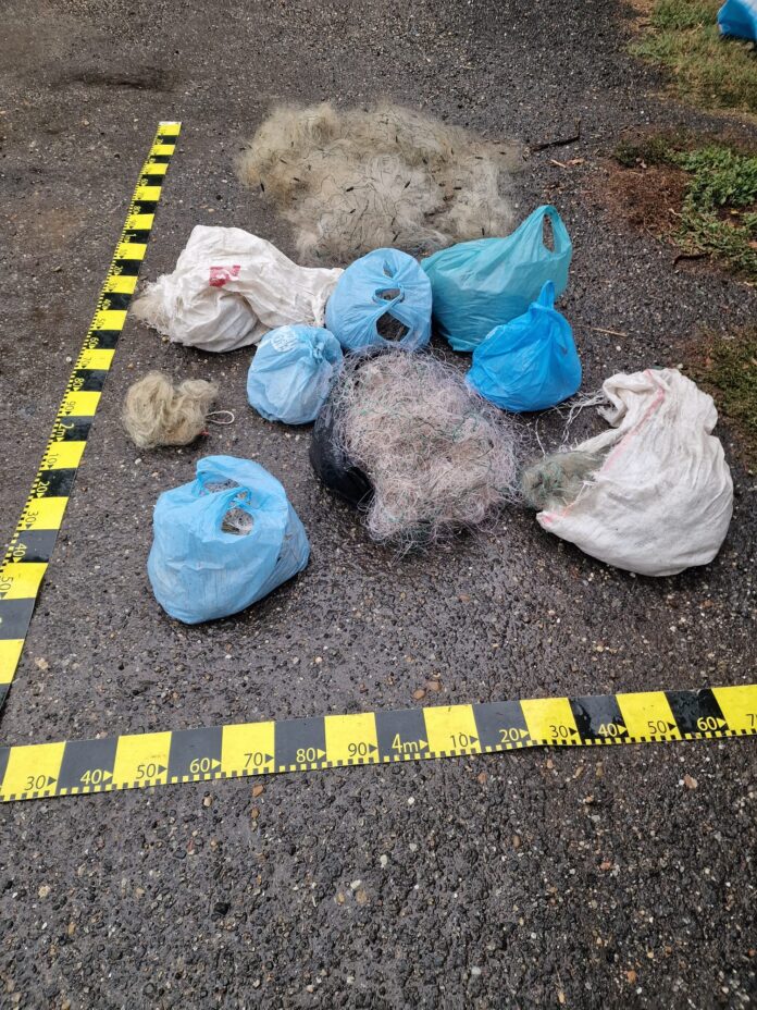 FOTO: Percheziții în comuna Plopșoru