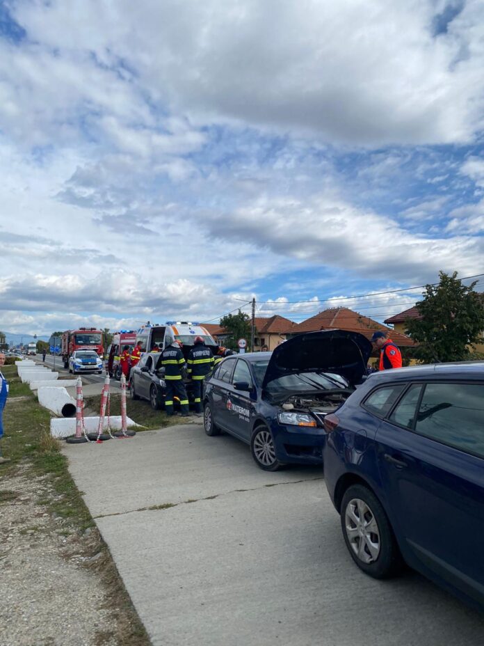 Accident cu trei mașini la Drăguțești