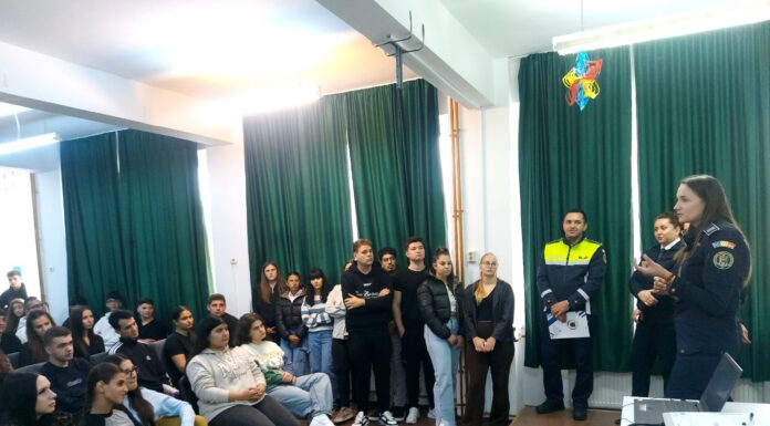 Campanie de prevenire a consumului de droguri la Liceul Teologic