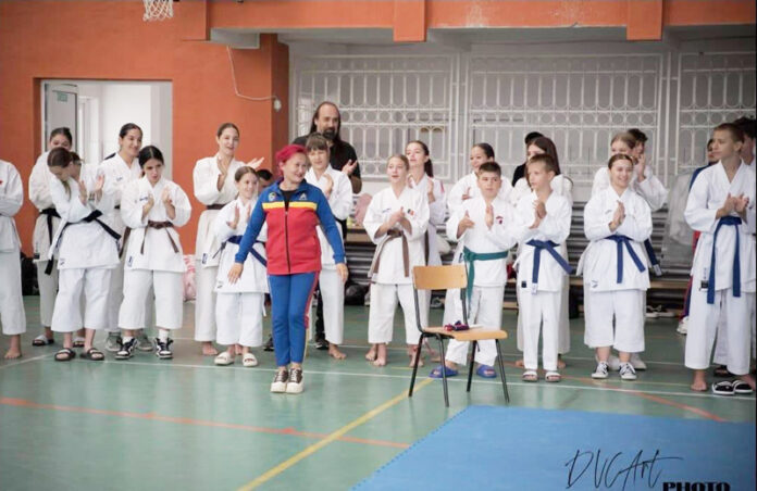 Karatiști gorjeni, medaliați la Alba Iulia