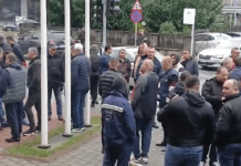 Protest spontan la sediul CE Oltenia