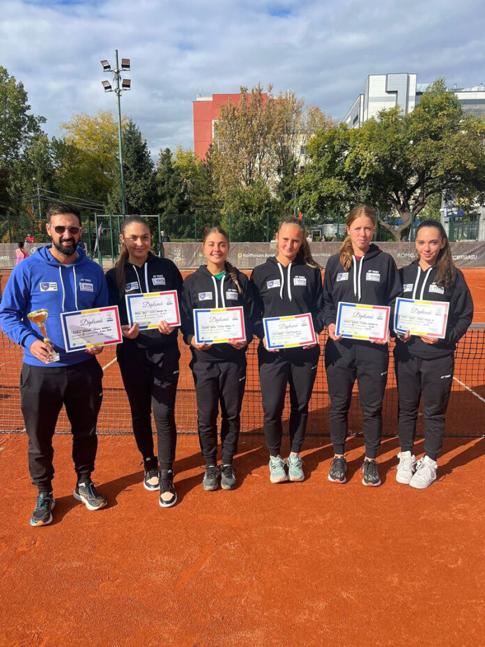 Fetele de la Florin Mergea, locul 3 la CN pe echipe