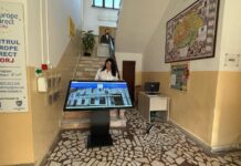 Două infochioșcuri interactive, la Biblioteca ”Christian Tell”